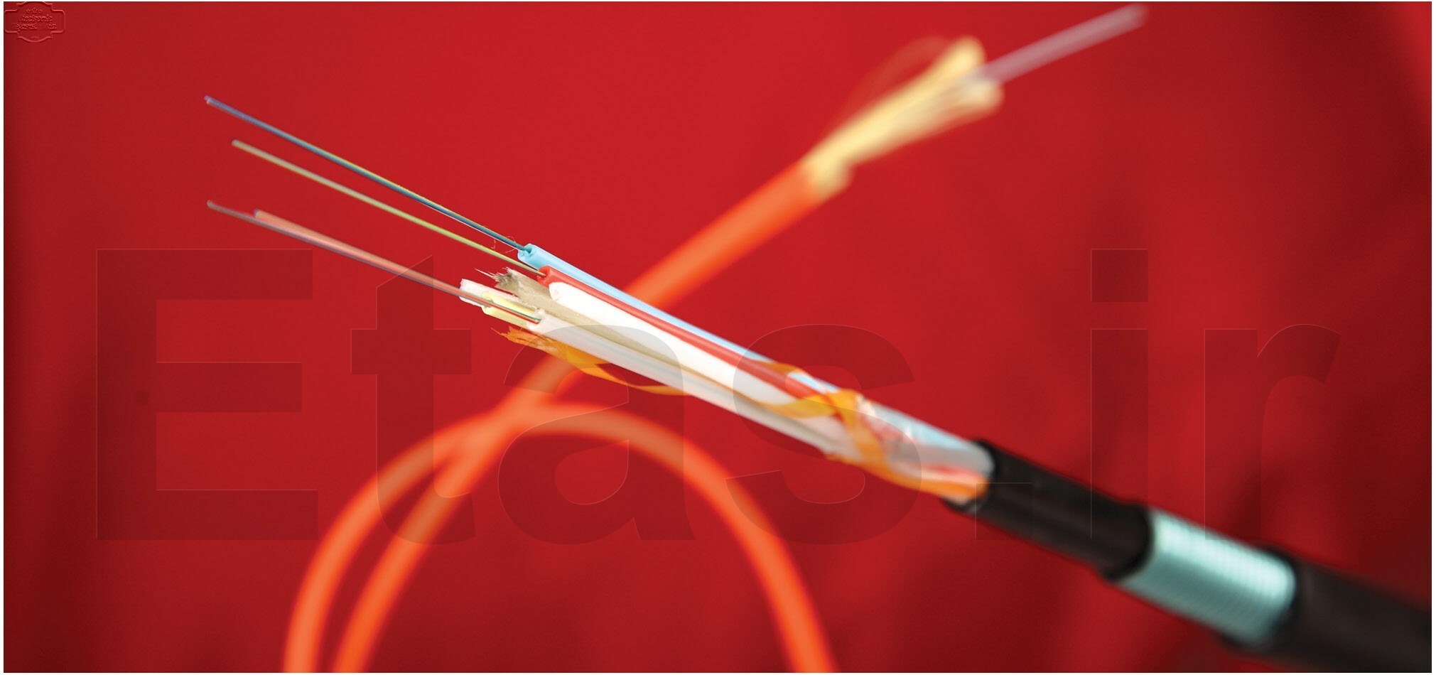 مشخصات کابل یونیکام مدل Unicom Loose Tube 10G Armored Fiber Optic Cable , UC-FBR-GA